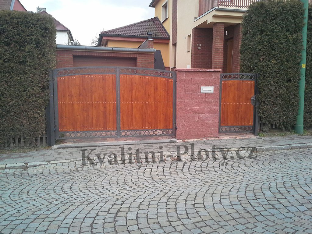 Brána z jaklu 12