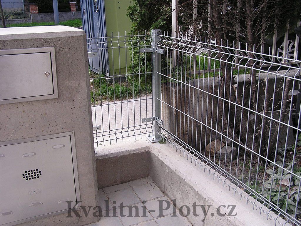 Plot z plného materiálu 4